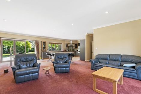 Photo of property in 37 Regent's Park Drive, Casebrook, Christchurch, 8051