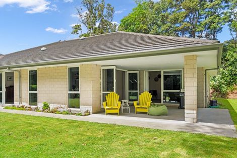 Photo of property in 11 Cookham Place, Maunu, Whangarei, 0179