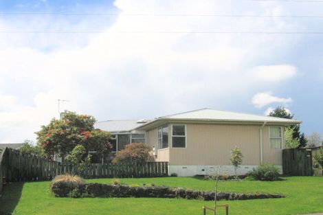 Photo of property in 19 Tennyson Drive, Owhata, Rotorua, 3010