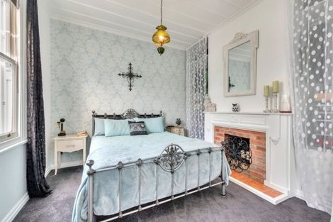 Photo of property in 11 Gow Street, Helensville, 0800