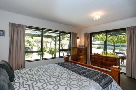 Photo of property in 2067 Taihape Road, Sherenden, Hastings, 4179