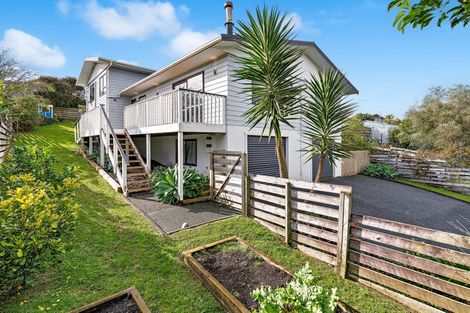 Photo of property in 163 Mahurangi East Road, Snells Beach, 0920