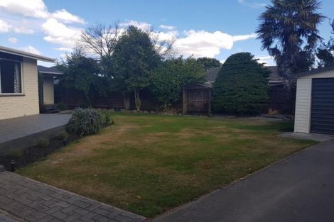 Photo of property in 21 Rosanna Place, Aranui, Christchurch, 8061