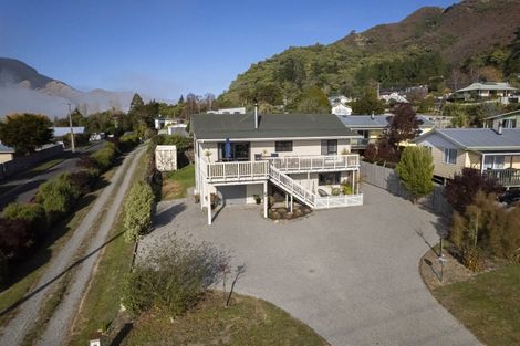 Photo of property in 5 Mahakipawa Road, Havelock, 7100