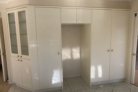 Photo of property in 41 Corta Bella Place, Golflands, Auckland, 2013