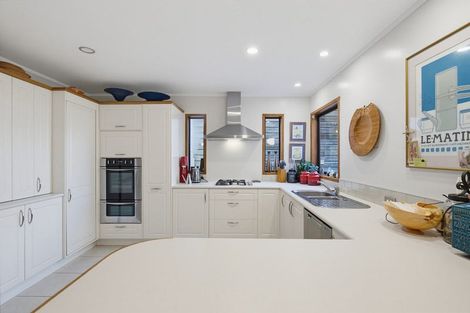 Photo of property in 21 Rama Crescent, Khandallah, Wellington, 6035