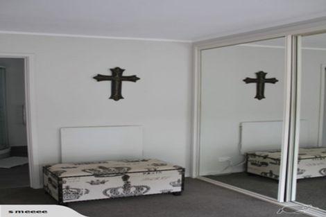 Photo of property in 43 Sharon Road, Waiake, Auckland, 0630