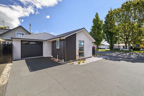 Photo of property in 157 Yaldhurst Road, Sockburn, Christchurch, 8042