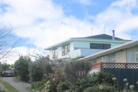 Photo of property in 4 Regents Grove, Richmond Heights, Taupo, 3330