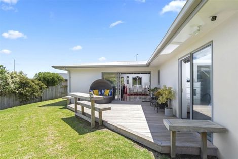 Photo of property in 66 Falcon Drive, Welcome Bay, Tauranga, 3112