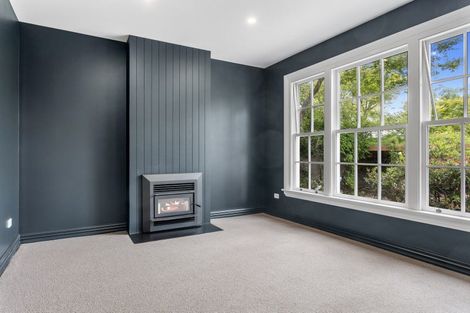 Photo of property in 65 Kotare Street, Fendalton, Christchurch, 8041