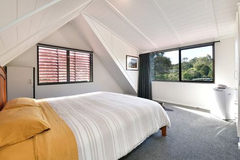 Photo of property in 330 Wainui Road, Wainui, Silverdale, 0992