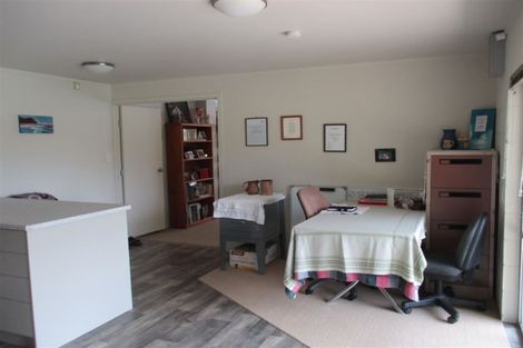 Photo of property in 1 Logan Road, Paeroa, 3600