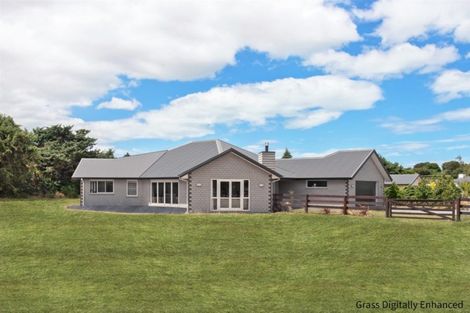 Photo of property in 8 Elm Grove, Amberley, 7410