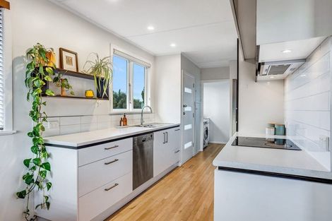 Photo of property in 1/73 Verbena Road, Birkdale, Auckland, 0626