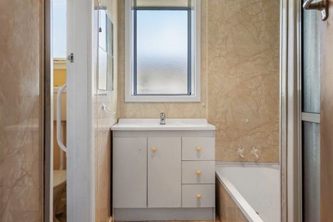 Photo of property in 13 Dunstan Crescent, Hornby, Christchurch, 8042