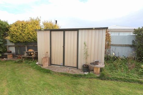 Photo of property in 2 Dundee Street, Strathern, Invercargill, 9812