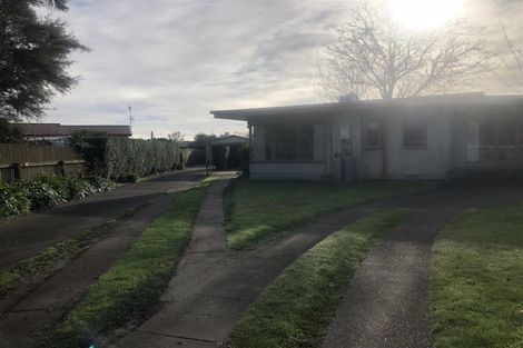 Photo of property in 16 Howard Road, Taradale, Napier, 4112