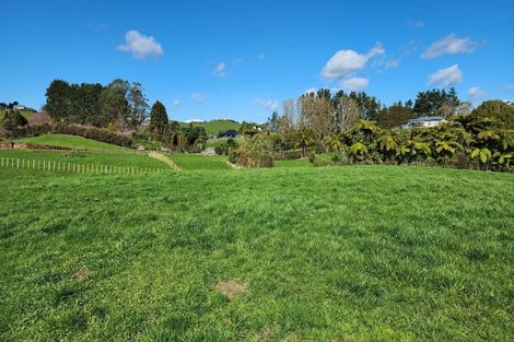 Photo of property in 868 Upland Road, Egmont Village, New Plymouth, 4372