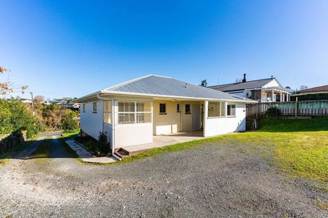 Photo of property in 30 Bickerstaffe Road, Maungaturoto, 0520