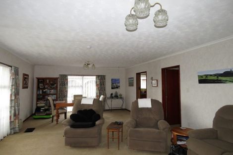 Photo of property in 64 Henley Street, Westport, 7825