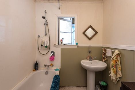 Photo of property in 664 Avonside Drive, Avonside, Christchurch, 8061