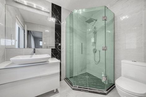 Photo of property in 8 Moville Drive, Flat Bush, Auckland, 2019