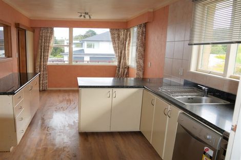 Photo of property in 2a Hoskins Avenue, Hillsborough, Auckland, 1042