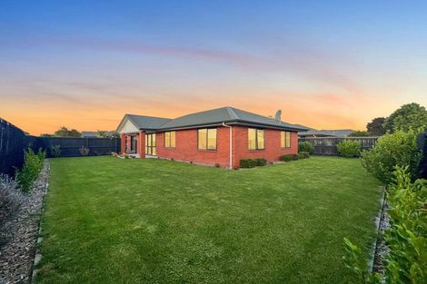 Photo of property in 8 Reserve Close, Woolston, Christchurch, 8062