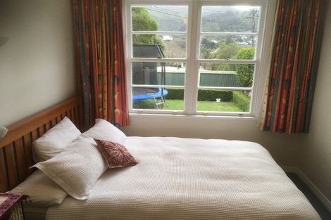 Photo of property in 17 Izard Road, Khandallah, Wellington, 6035