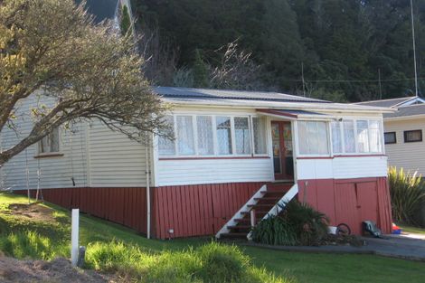 Photo of property in 11 Bayview Road, Paihia, 0200