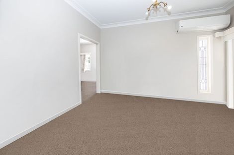 Photo of property in 15 Carey Street, Maeroa, Hamilton, 3200