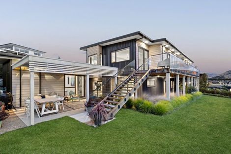 Photo of property in 9 Barclay Place, Wanaka, 9305