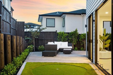 Photo of property in 65 Rathmullen Place, Pinehill, Auckland, 0632