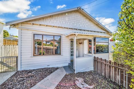 Photo of property in 27 Wills Street, Balaclava, Dunedin, 9011