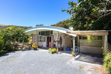 Photo of property in 950 Matakana Valley Road, Whangaripo, Wellsford, 0972