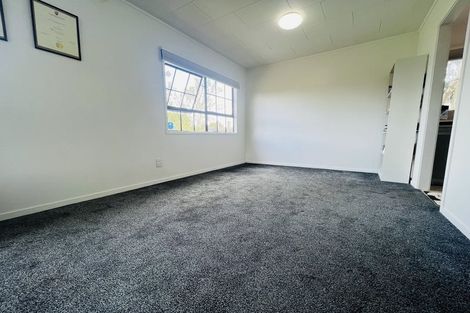 Photo of property in 391 Roscommon Road, Clendon Park, Auckland, 2103