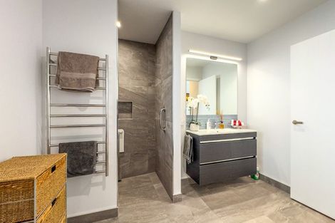 Photo of property in 4 Hugo Shaw Drive, Cambridge, 3434