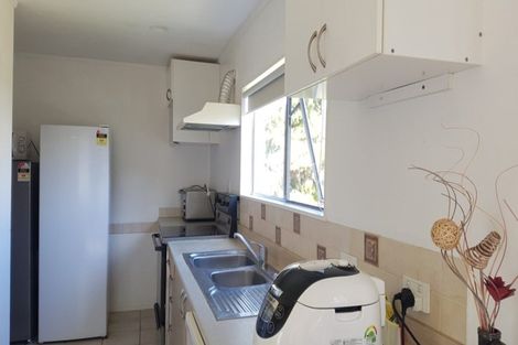 Photo of property in 2/276 East Coast Road, Milford, Auckland, 0620