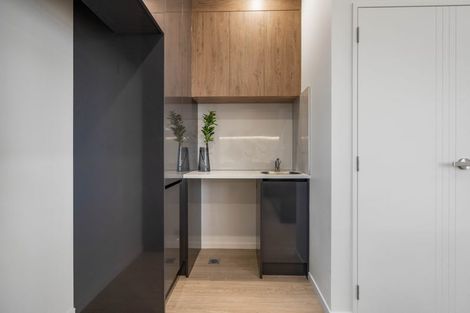 Photo of property in 7/16 Binsted Road, New Lynn, Auckland, 0600