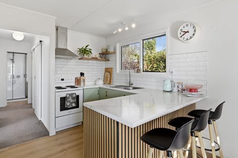 Photo of property in 38 Queen Road, Bellevue, Tauranga, 3110