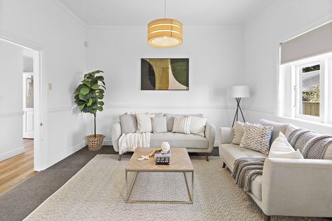 Photo of property in 9 Yule Grove, Greytown, 5712