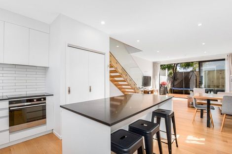 Photo of property in 16a Inglis Street, Seatoun, Wellington, 6022