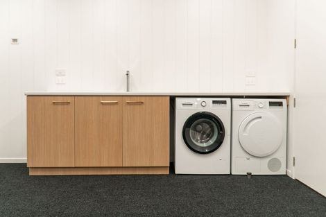 Photo of property in 16 Vanita Drive, Whitianga, 3510