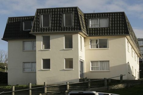 Photo of property in 90 Harbour Terrace, North Dunedin, Dunedin, 9016