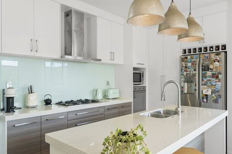 Photo of property in 30 Aldon Lane, The Gardens, Auckland, 2105