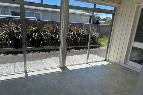 Photo of property in 11 Vaucluse Avenue, Paraparaumu Beach, Paraparaumu, 5032