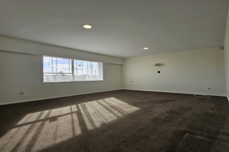 Photo of property in 156 Manuroa Road, Takanini, 2112