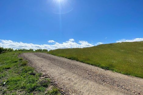 Photo of property in 644 Muhunoa Road West, Ohau, 5570