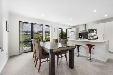 Photo of property in 5 Edgeview Crescent, Fitzroy, Hamilton, 3206